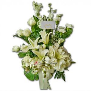 แจกันดอกไม้สด – แห้ง ราคา 2,500 บาท