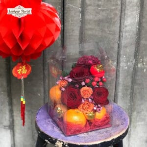 กล่องส้มตรุษจีน ประดับด้วยดอกไม้สด เฉลิมฉลองเทศกาลตรุษจีน